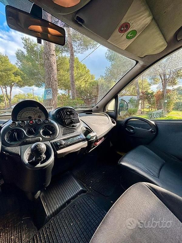 Usata Fiat Multipla Emotion 120 CV (88 kW) 2008 Grigio Monovolume