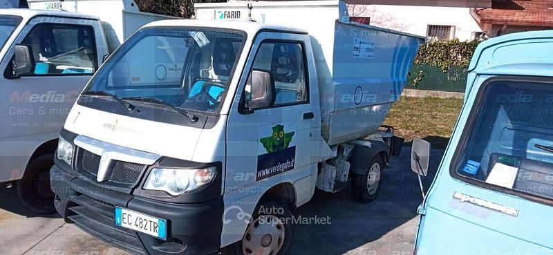 Bianco Usata 2010 Piaggio Porter | 4200 € (Ottimo prezzo) - Immagine 1/4