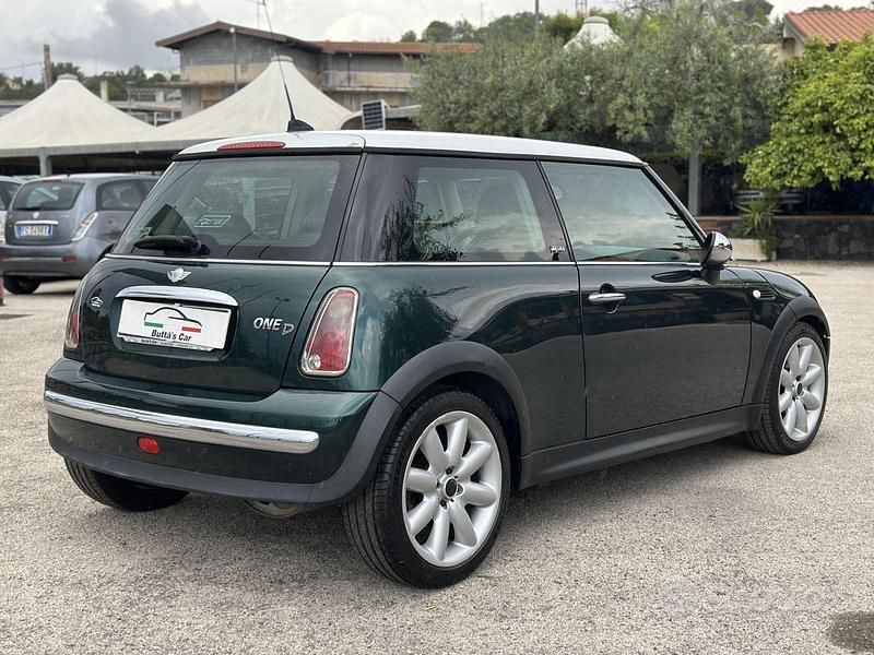 Usata Mini One D 88 CV (64 kW) 2006 Verde Utilitaria