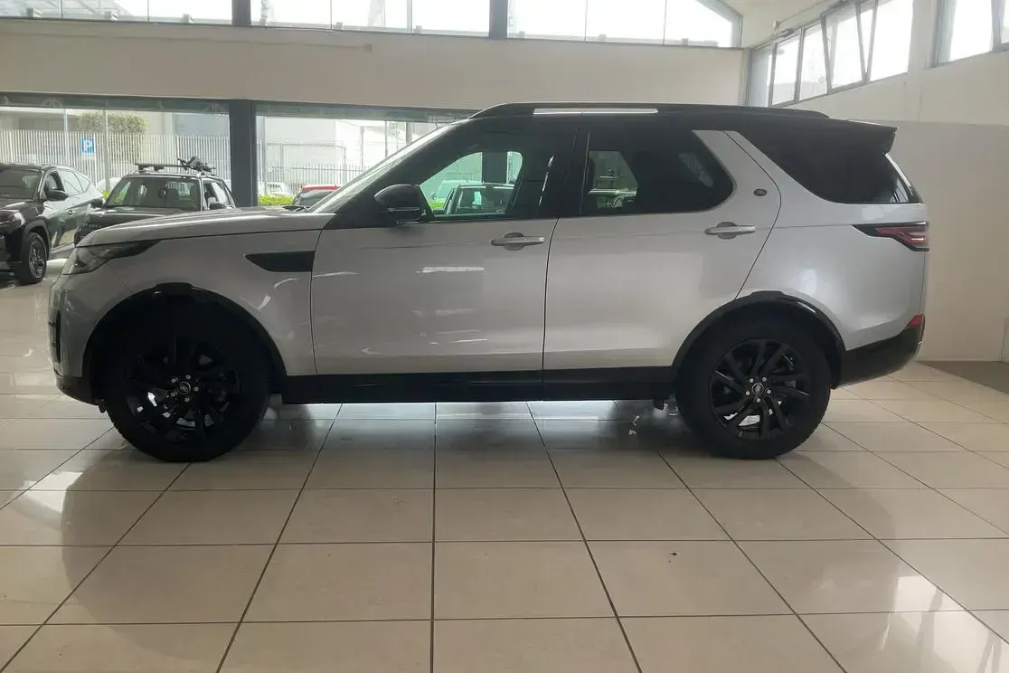 Usata Land Rover Discovery 5 HSE 240 CV (176 kW) 2018 Argento SUV