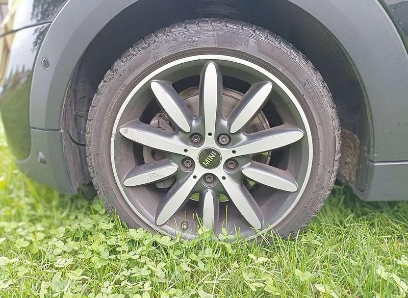 Begagnad Mini Cooper S 192 HK (141 kW) 2019 Svart Halvkombi