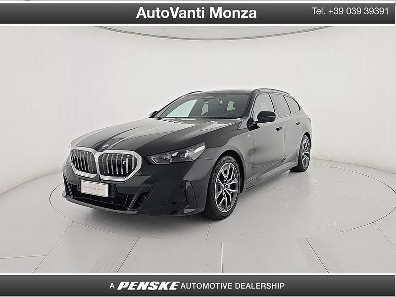 Usata 2024 BMW i5 Comfort Edition Station wagon | 56.890 € (Buon prezzo) - Immagine 1/2