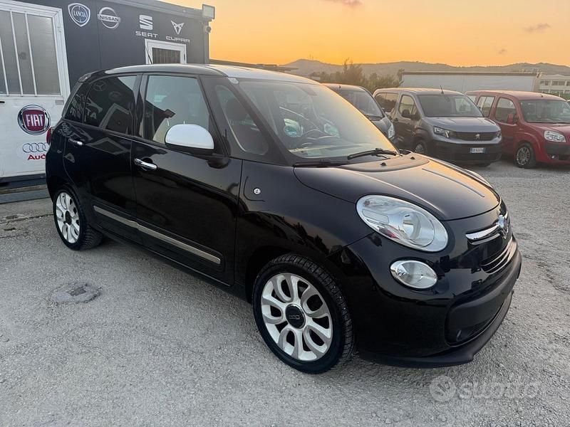 Usata Fiat 500L Lounge 105 CV (77 kW) 2013 Nero Monovolume