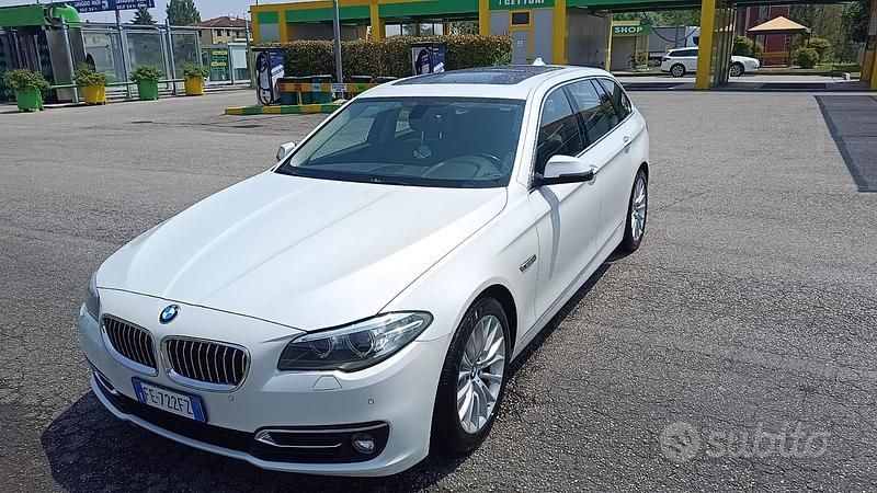 Usata BMW 525 Luxury Line 218 CV (160 kW) 2016 Bianco Station wagon