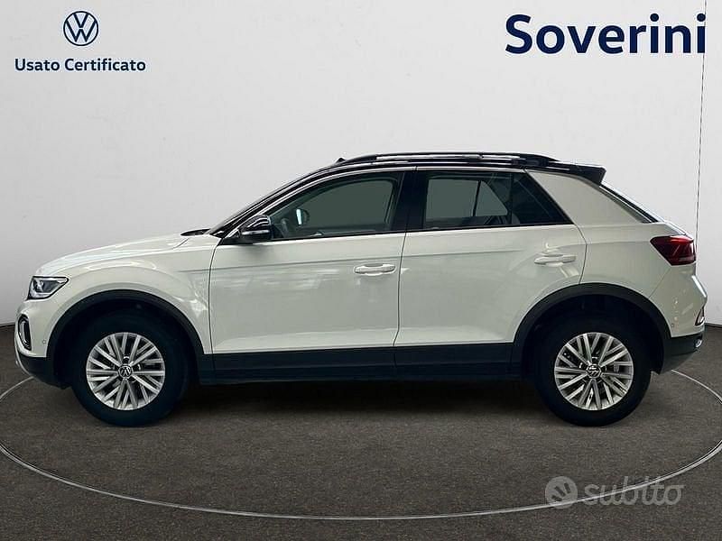 Usata VW T-Roc Life 110 CV (80 kW) 2023 Bianco SUV