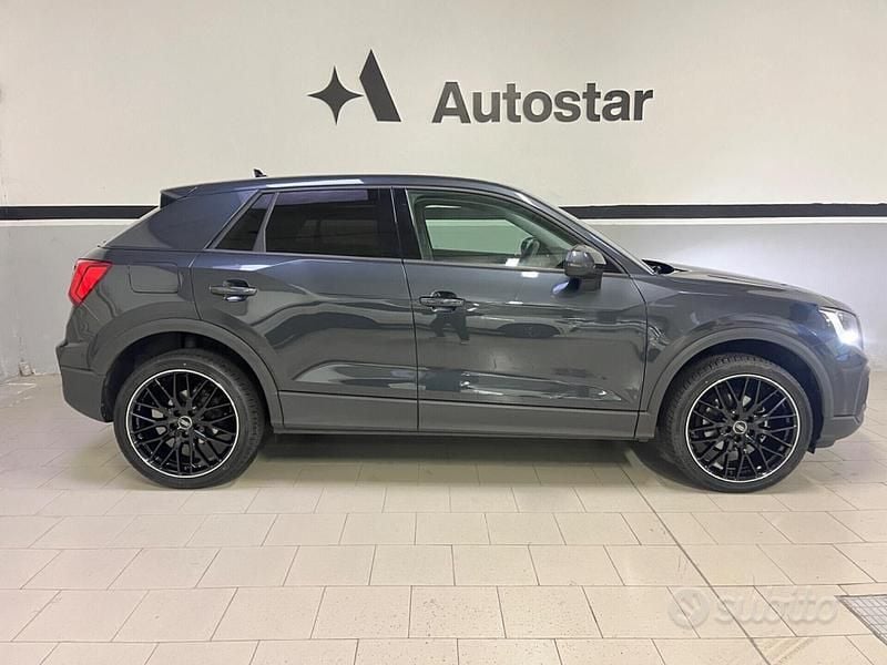 Usata Audi Q2 Ambiente 116 CV (85 kW) 2022 Grigio SUV