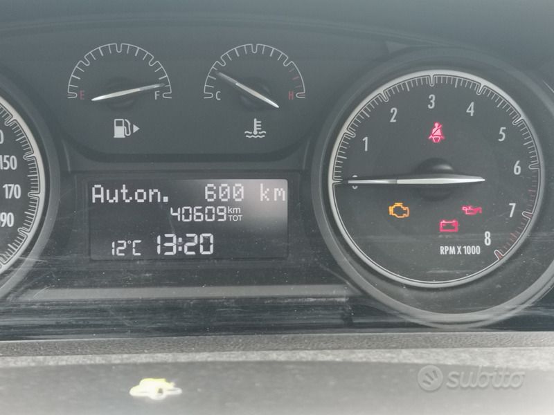 Usata Lancia Ypsilon 60 CV (44 kW) 2020 Rosso Utilitaria