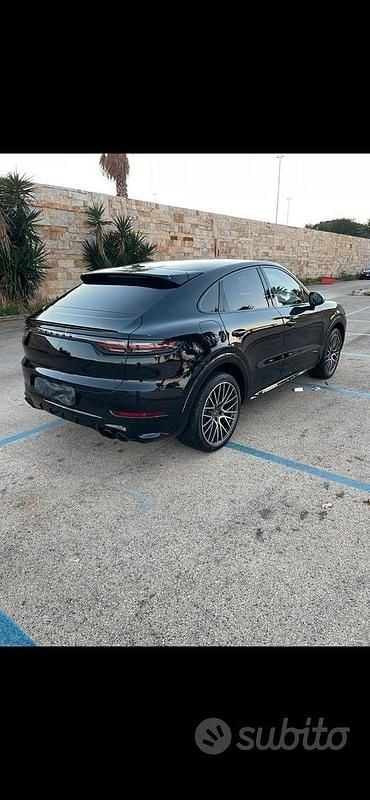 Usata Porsche Cayenne 2021 Nero SUV