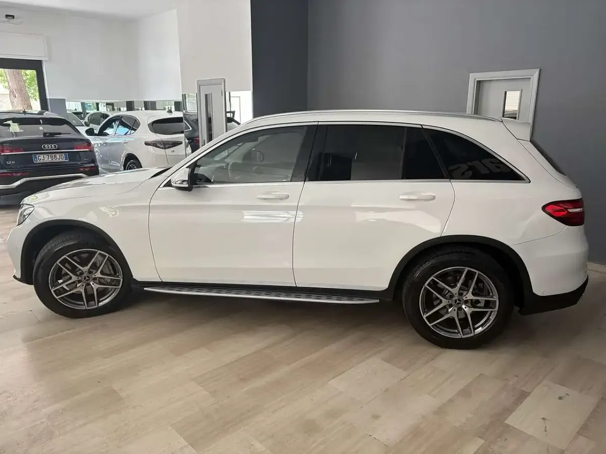 Usata Mercedes GLC250 Premium 204 CV (150 kW) 2019 Bianco SUV