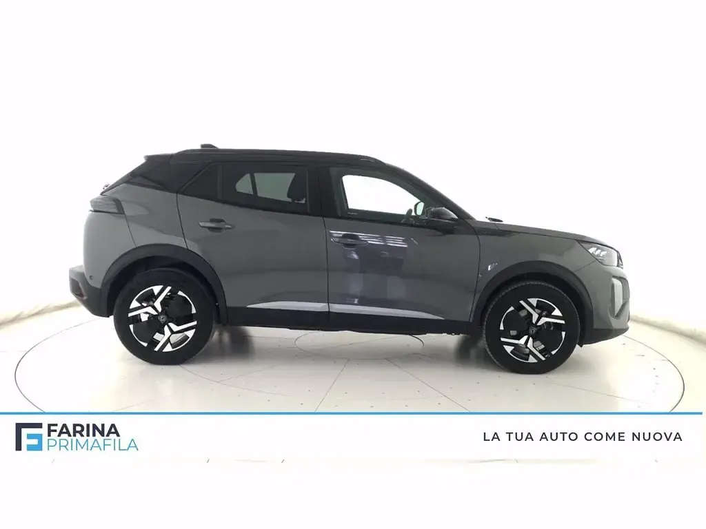 Usata Peugeot 2008 GTi 145 CV (106 kW) 2025 Grigio scuro / tetto nero SUV