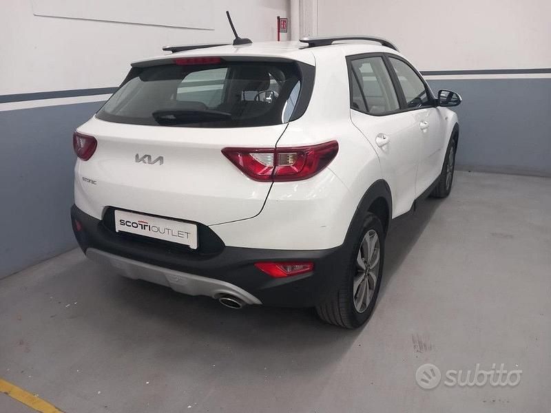 Usata Kia Stonic Urban 101 CV (74 kW) 2022 Bianco SUV