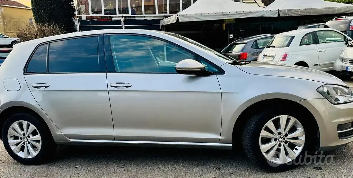 Usata VW Golf VII 105 CV (77 kW) 2013 Grigio Berlina