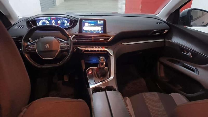 Usata Peugeot 5008 Active 131 CV (96 kW) 2019 SUV