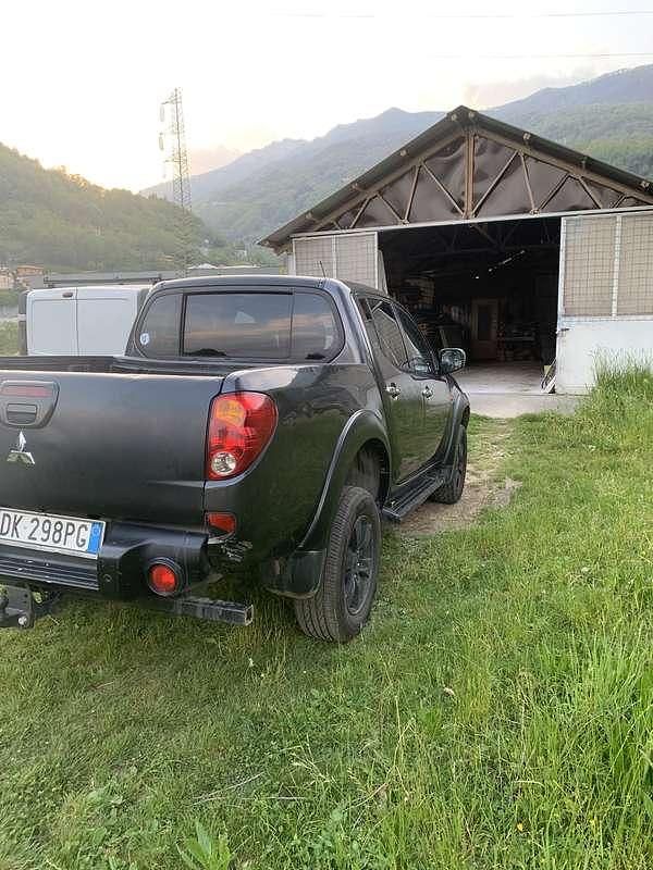 Usata Mitsubishi L200 Intense 136 CV (100 kW) 2006 Pick-up