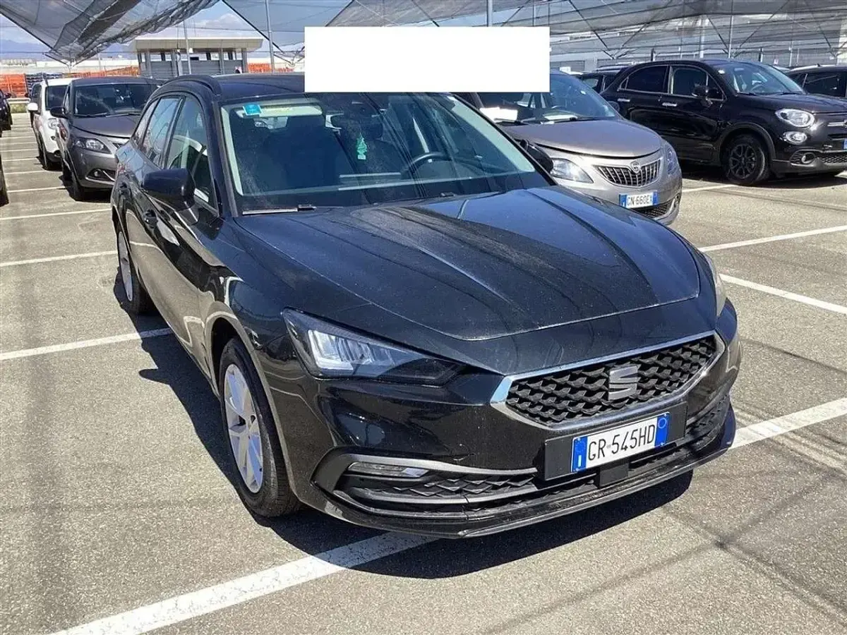 Usata Seat Leon Style 116 CV (85 kW) 2023 Nero Station wagon