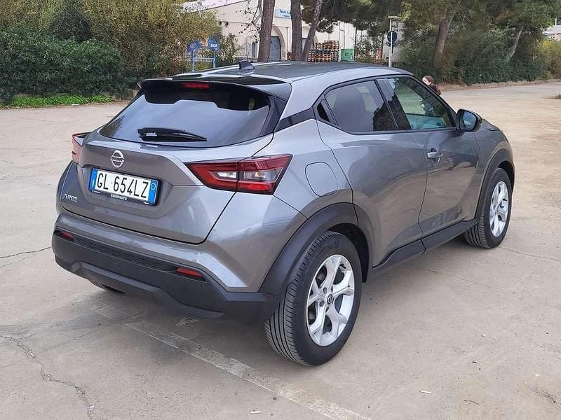 Usata Nissan Juke N-Connecta 114 CV (83 kW) 2022 Grigio SUV