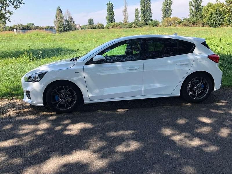 Usata Ford Focus ST-Line 120 CV (88 kW) 2018 Bianco Berlina