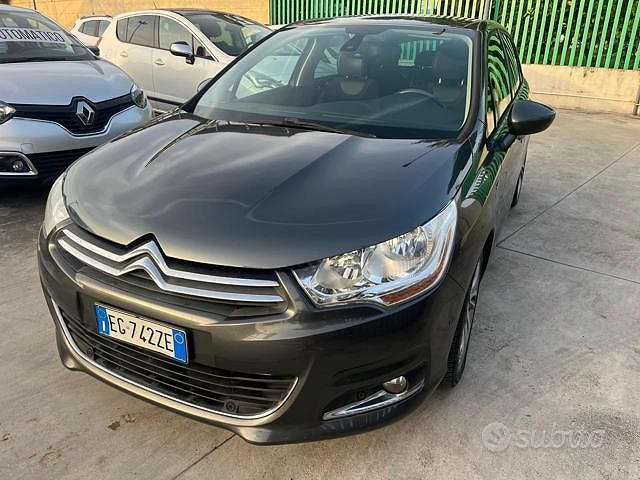 Usado Citroën C4 Exclusive 111 CV (81 kW) 2011 Gris Berlina