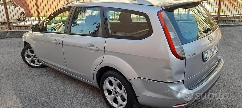 Usata Ford Focus 90 CV (66 kW) 2010 Station wagon