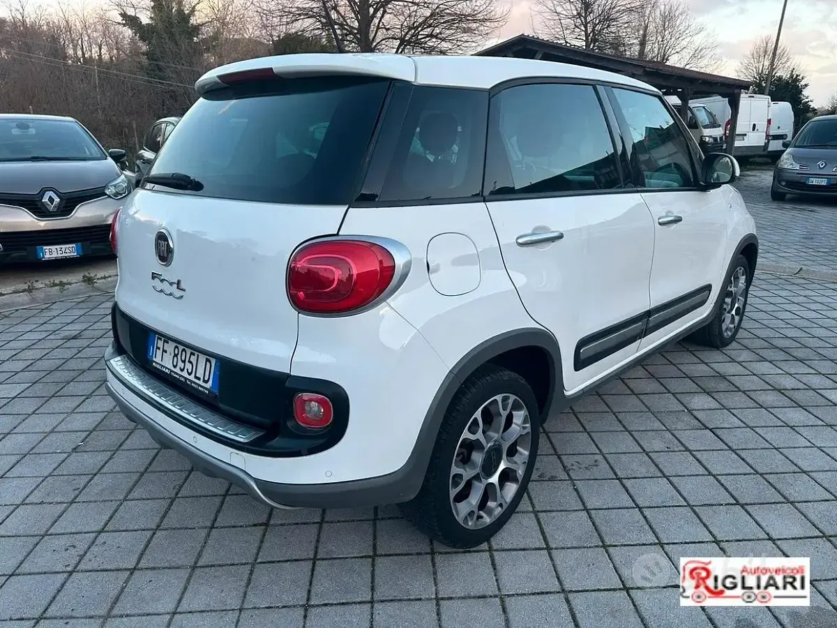 Usata Fiat 500L Trekking 120 CV (88 kW) 2016 Bianco Monovolume
