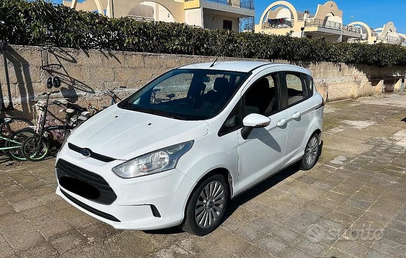 Usata Ford B-MAX Titanium 95 CV (69 kW) 2014 Bianco Monovolume