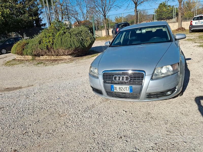 Grigio Usata 2006 Audi A6 Tre volumi | 2500 € (Ottimo prezzo) - Immagine 1/4