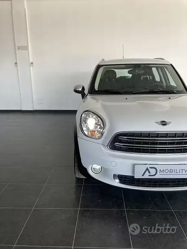 Usata Mini Cooper D Countryman 115 CV (84 kW) 2014 Bianco SUV