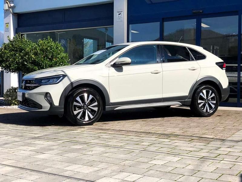 Usata VW Taigo 110 CV (80 kW) 2022 Ascot grey pastello SUV