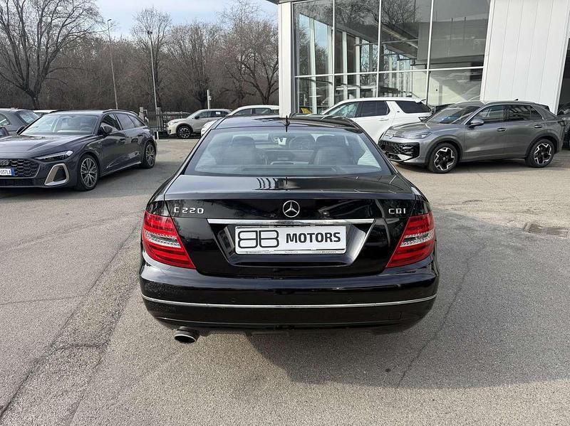 Usata Mercedes C220 Executive 170 CV (125 kW) 2014 Nero Coupé