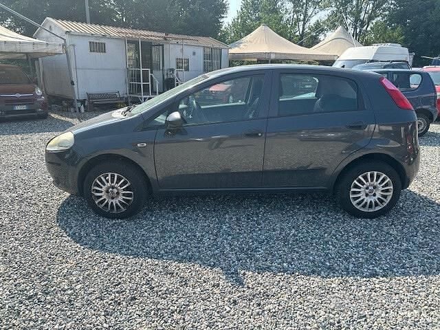 Usata Fiat Grande Punto Dynamic 2010 Nero Utilitaria