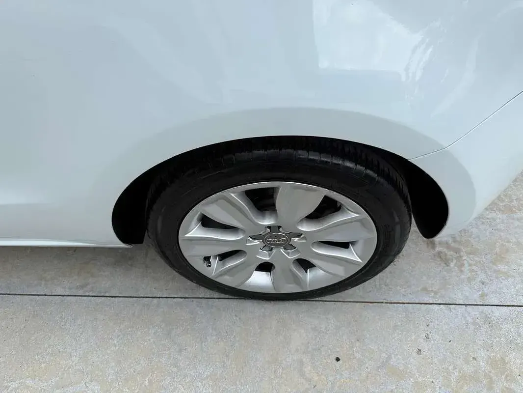 Usata Audi A1 90 CV (66 kW) 2012 Bianco Utilitaria