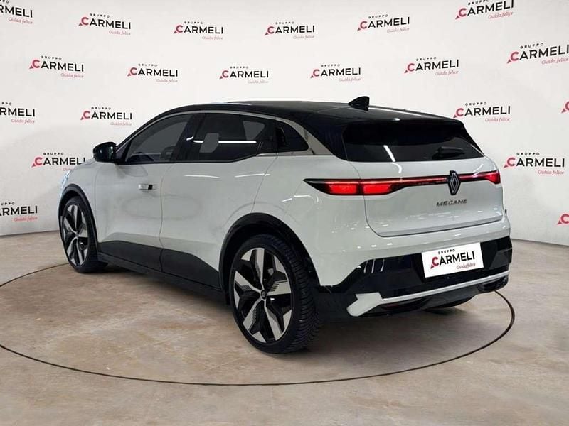Käytetty Renault Megane E-Tech Techno 160 kW (218 HP) 2023 Valkoinen Sedan