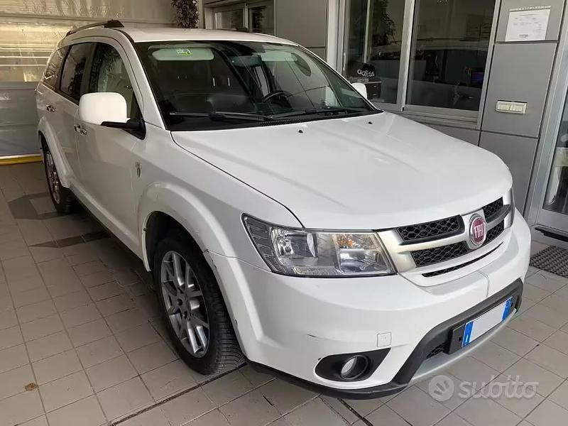 Usata Fiat Freemont 170 CV (125 kW) 2014 Bianco SUV