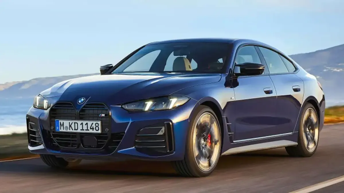 Usata BMW 420 M Sport 184 CV (135 kW) 2024 Argento Berlina