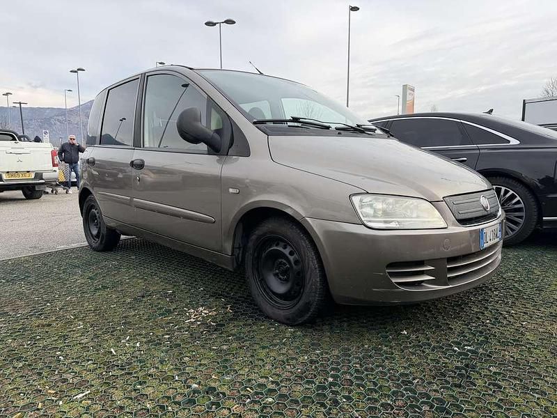 Usata Fiat Multipla Emotion 120 CV (88 kW) 2009 Monovolume