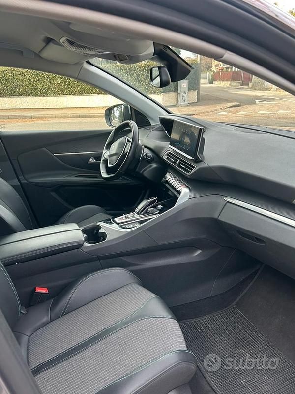 Usata Peugeot 3008 GT 131 CV (96 kW) 2021 Grigio SUV