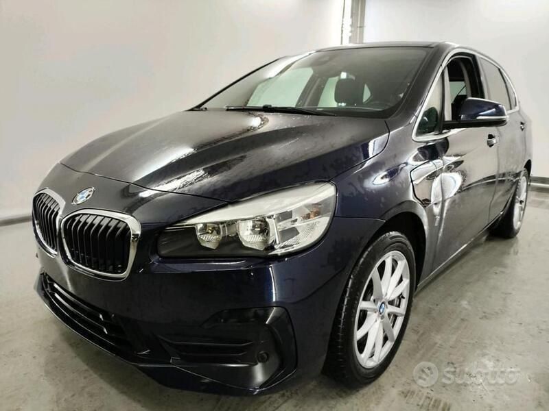 Nero Usata 2018 BMW 225 Active Tourer iPerformance Monovolume | 14.750 € (Buon prezzo) - Immagine 1/4