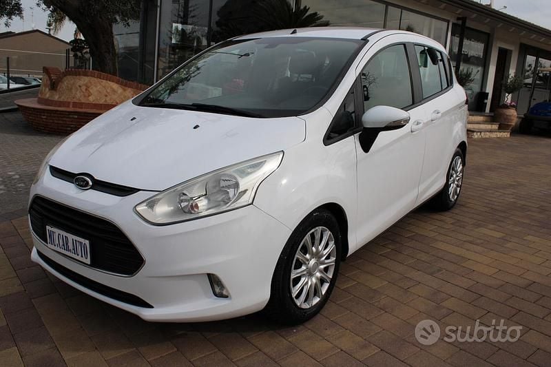 Usata Ford B-MAX Titanium 75 CV (55 kW) 2017 Bianco Monovolume