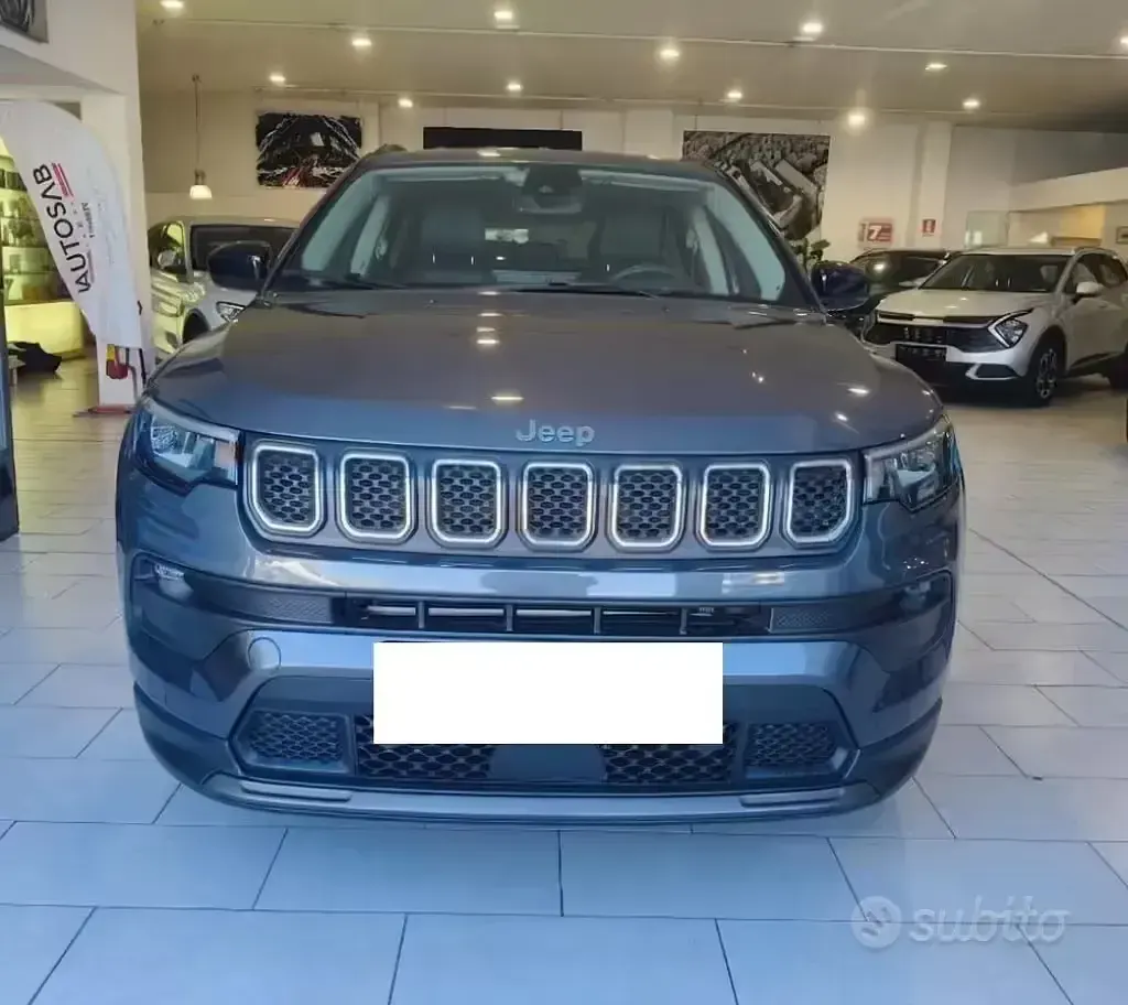 Usata Jeep Compass 131 CV (96 kW) 2023 Grigio SUV