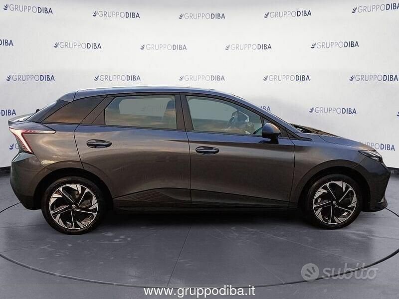 Usata MG MG4 EV 125 kW (170 CV) 2023 Nero Utilitaria