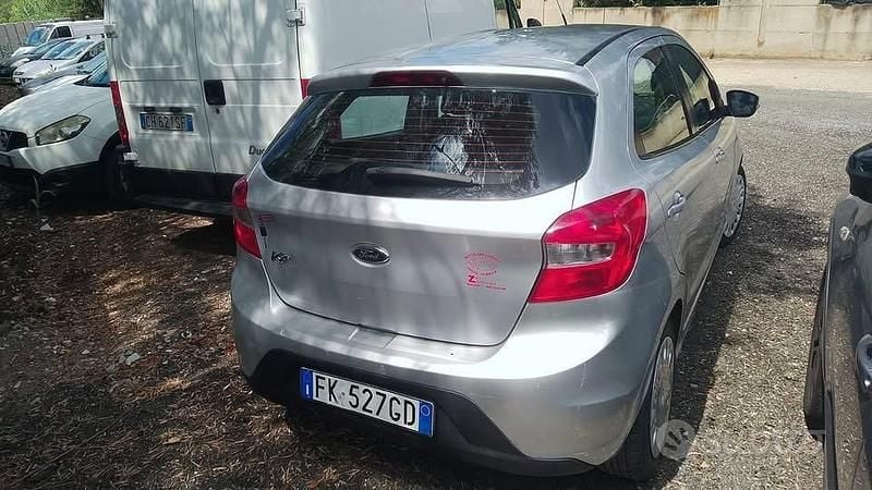 Usata Ford Ka Plus 71 CV (52 kW) 2017 Grigio Utilitaria