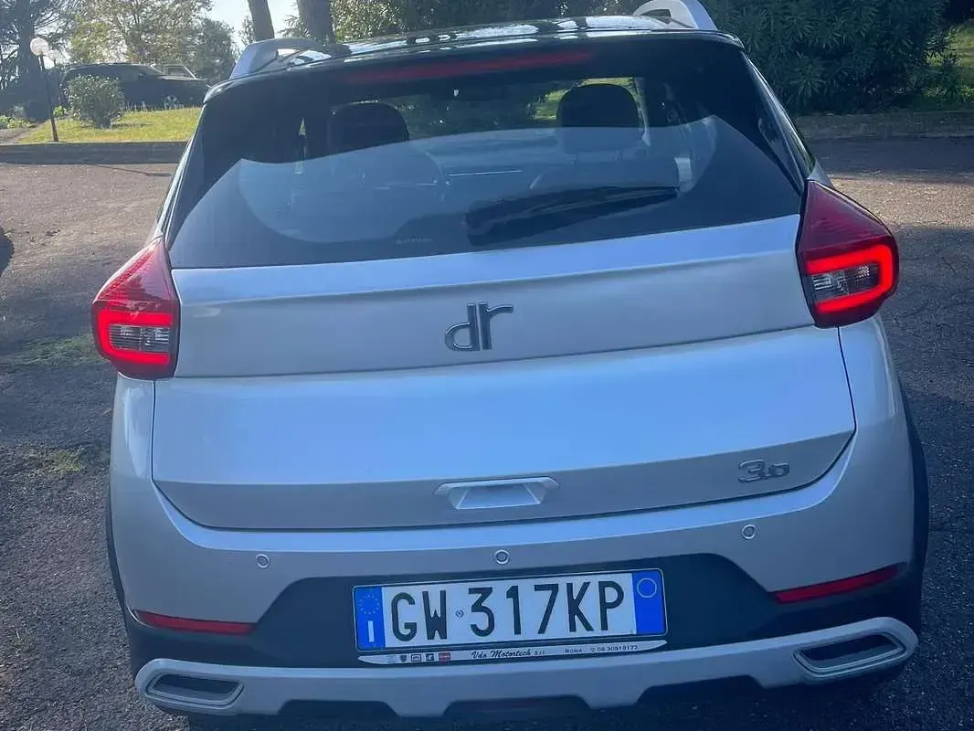 Usata DR DR 3.0 114 CV (83 kW) 2024 Argento SUV