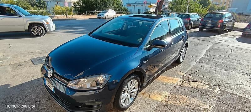 Usata VW Golf VII 130 CV (95 kW) 2015 Blu Berlina