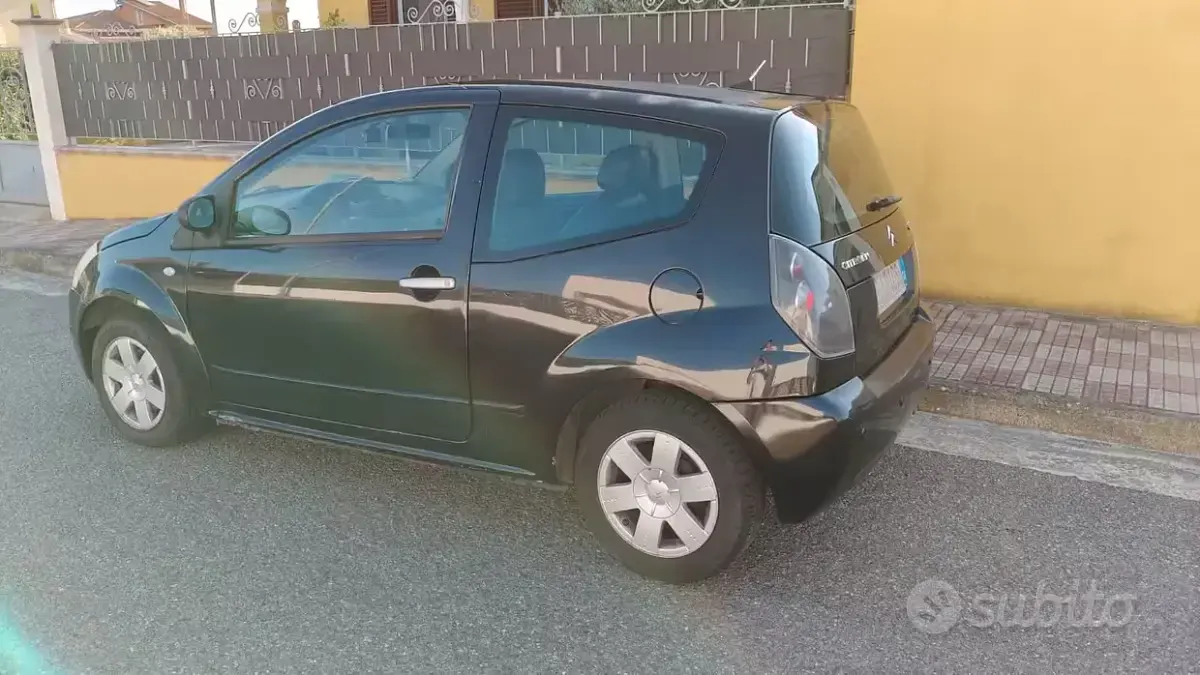 Usata Citroën C2 68 CV (50 kW) 2004 Nero Utilitaria