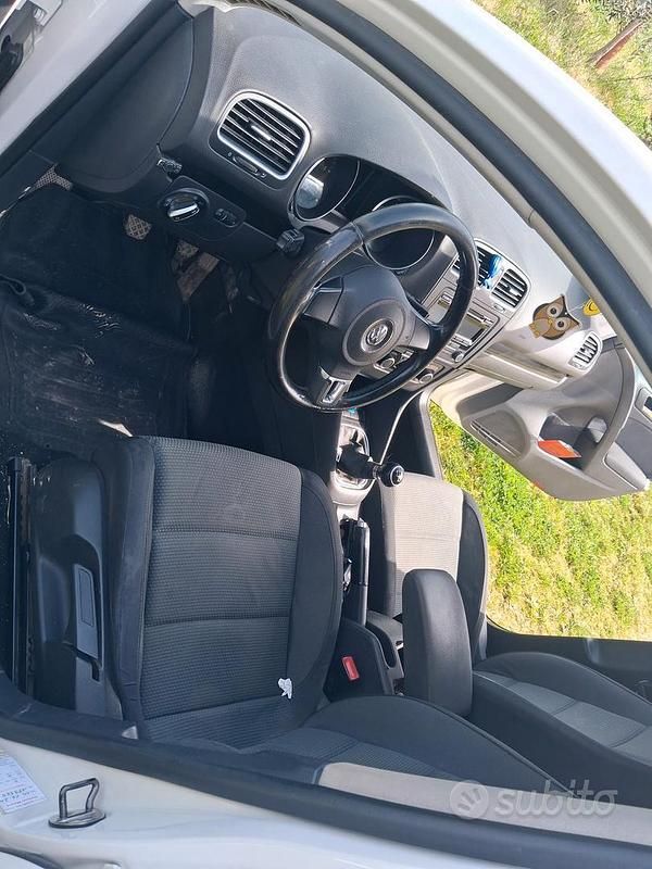 Usata VW Golf VII 110 CV (80 kW) 2012 Berlina