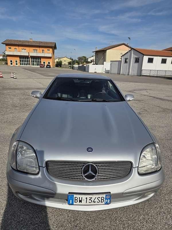 Usata Mercedes SLK230 197 CV (144 kW) 2001 Cabrio