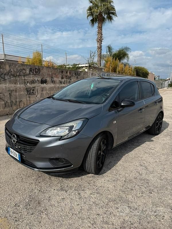 Usata Opel Corsa 90 CV (66 kW) 2018 Berlina
