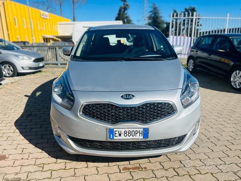 Usata Kia Carens 115 CV (84 kW) 2014 Grigio Monovolume