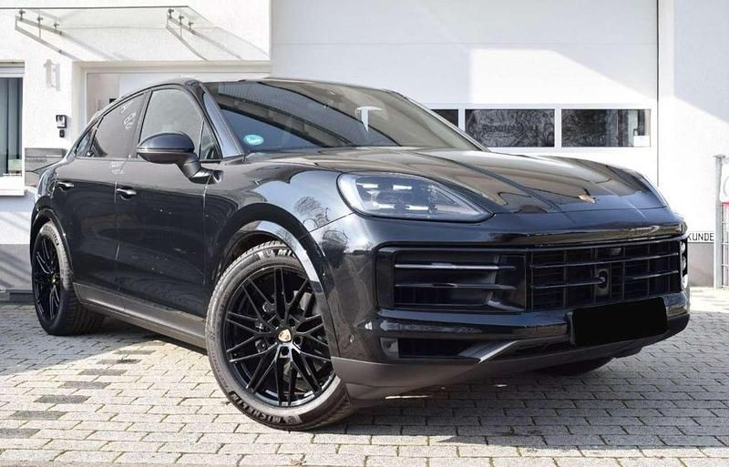 Nero metallizzato Usata 2025 Porsche Cayenne Coupe Coupé | 107.500 € (Super prezzo) - Immagine 1/4