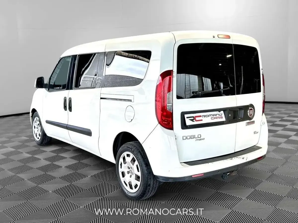 Usata Fiat Doblò Dynamic 90 CV (66 kW) 2015 Bianco Monovolume